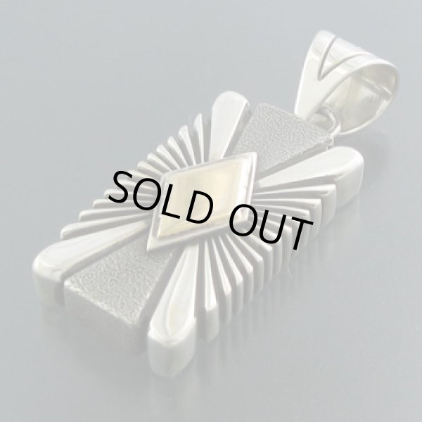 画像2: ナバホ族：14KWダイヤモンド：サンバーストペンダント【Pat Bedonie】