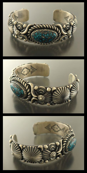 画像: ナバホ族：チャイニーズターコイズバングル【Delbert Gordon】